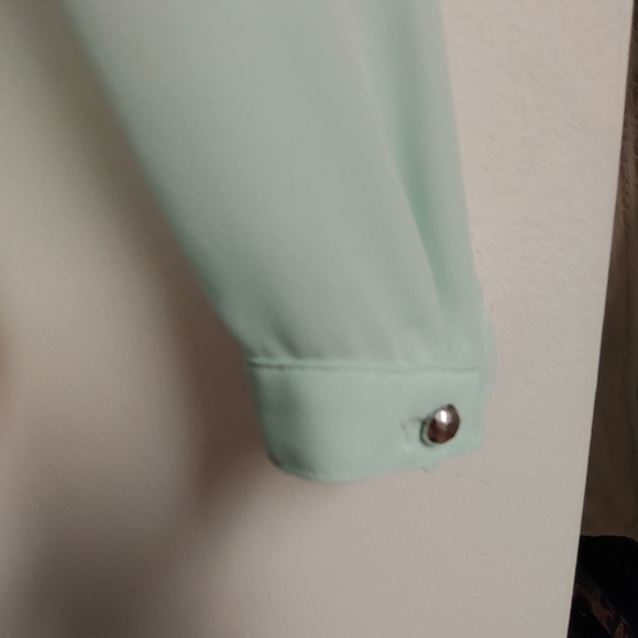 Pearl blouse. SIZE S - Picture 8 of 9